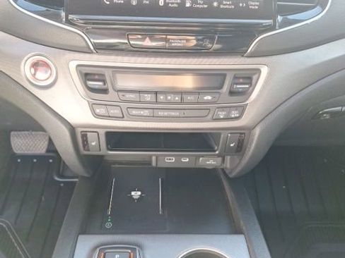 Used 2024 Honda Ridgeline RTL image 13