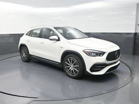 Used 2021 Mercedes-Benz GLA 45 AMG 4MATIC image 10