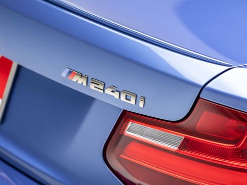 Used 2017 BMW M240i Coupe RWD image 17