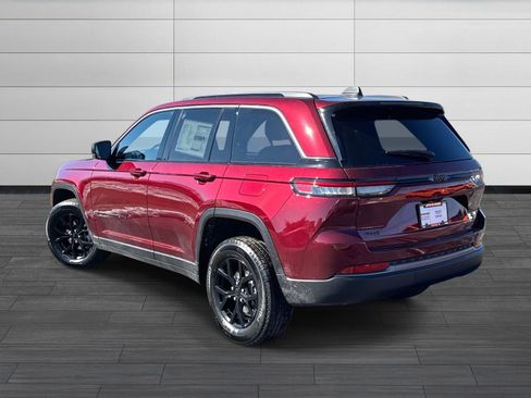 New 2026 Jeep Grand Cherokee Altitude AWD/4WD image 6
