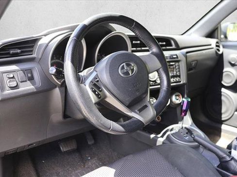 Used 2011 Scion tC FWD image 12