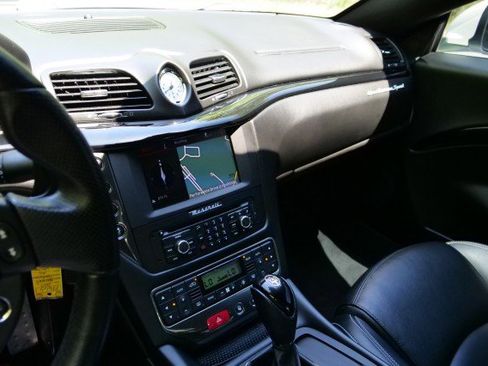 Used 2017 Maserati GranTurismo MC RWD image 9