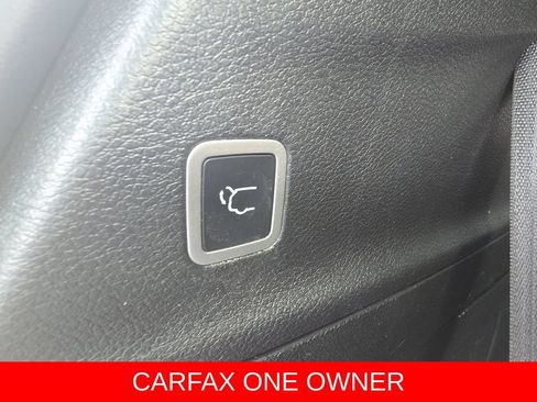 Used 2022 Chrysler Pacifica Touring-L w/ S Appearance Package FWD image 14
