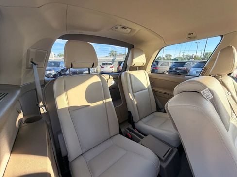 Used 2011 Volvo XC90 3.2 AWD/4WD image 25
