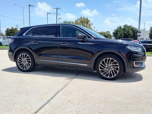 Used 2019 Lincoln Nautilus Reserve FWD image 15