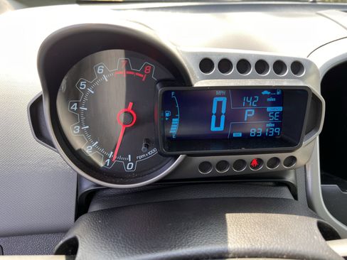 Used 2016 Chevrolet Sonic LT image 21