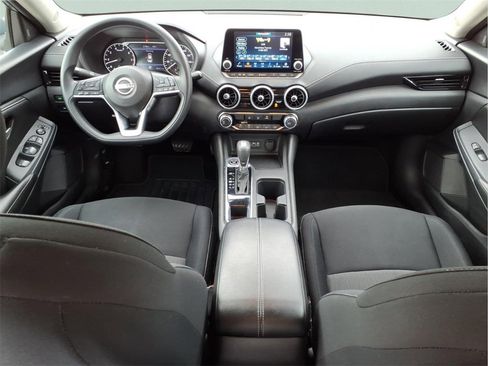 Used 2024 Nissan Sentra SV image 18