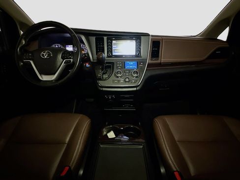Used 2019 Toyota Sienna Limited Premium w/ Protection Package AWD/4WD image 9