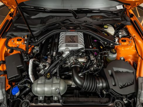 Used 2021 Ford Mustang Shelby GT500 RWD image 3