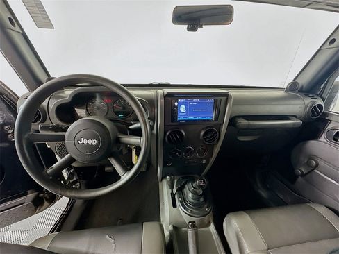 Used 2007 Jeep Wrangler X image 3