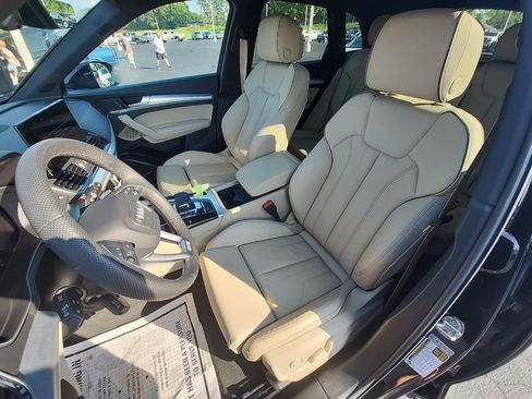 Used 2025 Audi Q5 2.0T Premium Plus image 14