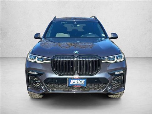 Used 2021 BMW X7 M50i w/ Dynamic Handling Package image 2