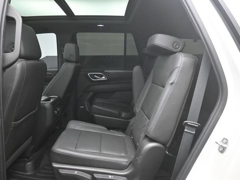 Used 2021 Chevrolet Tahoe LT w/ LT Signature Package RWD image 25