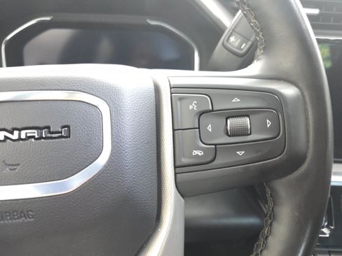 Used 2024 GMC Sierra 3500 Denali w/ Denali Reserve Package AWD/4WD image 15