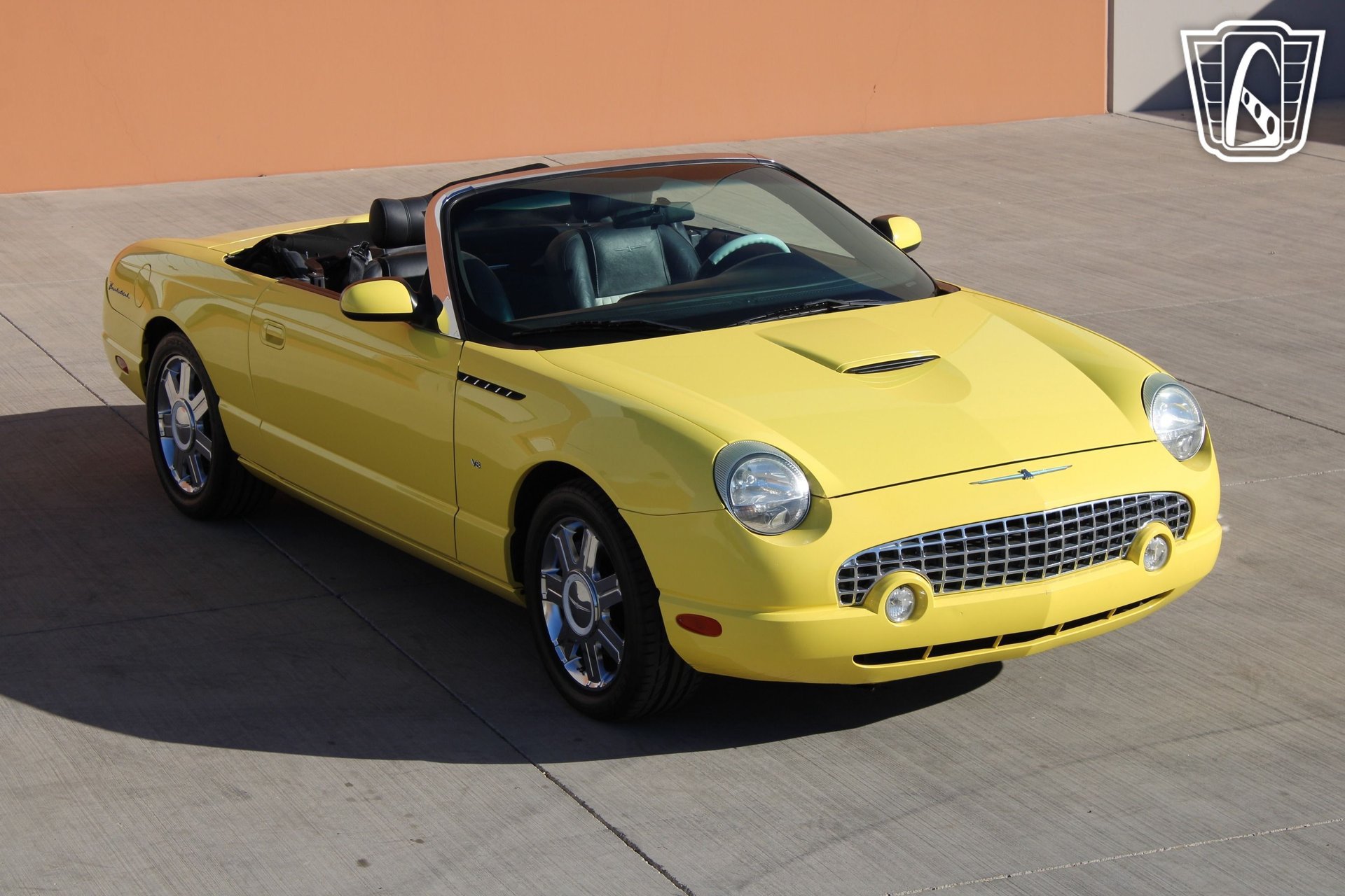 Used 2004 Ford Thunderbird RWD image 15