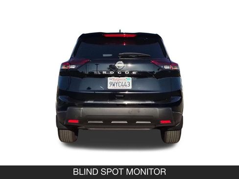 Used 2026 Nissan Rogue SV FWD image 8