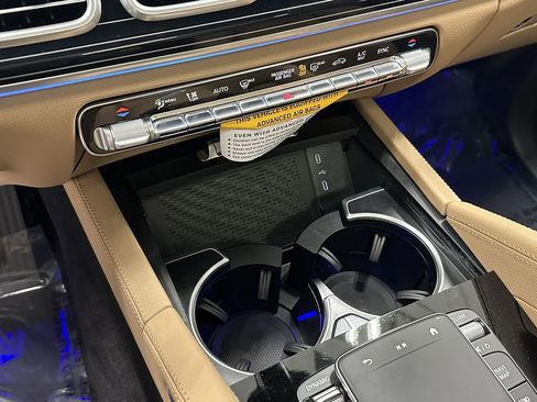 New 2026 Mercedes-Benz GLE 450 4MATIC image 32