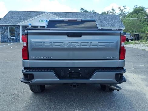 Used 2020 Chevrolet Silverado 1500 Custom w/ Custom Value Package image 6