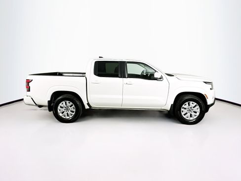 Used 2024 Nissan Frontier SV w/ SV Convenience Package image 10