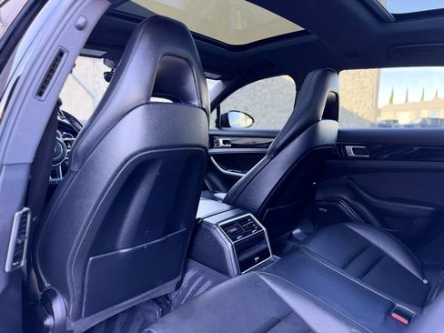 Used 2020 Porsche Panamera 4 AWD/4WD image 19