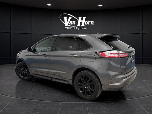 Used 2022 Ford Edge ST-Line image 3