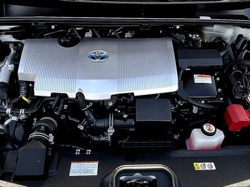 Used 2019 Toyota Prius Prime Advanced image 31