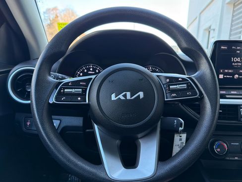 Used 2024 Kia Forte LXS image 21