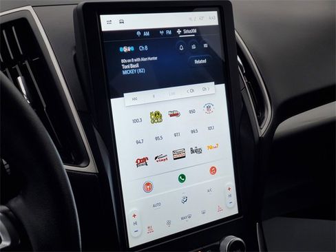 Certified 2024 Ford Edge SEL w/ Convenience Package image 19