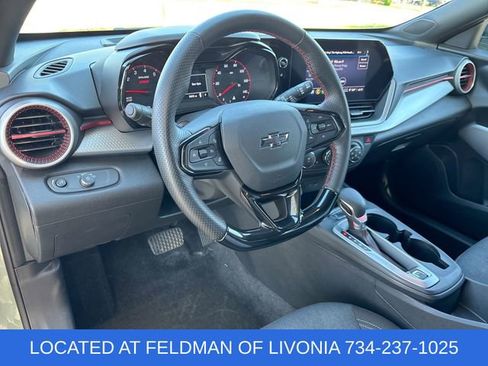 Used 2024 Chevrolet Trax RS w/ Driver Confidence Package FWD image 10