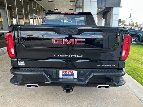Used 2026 GMC Sierra 1500 Denali w/ Technology Package AWD/4WD image 6