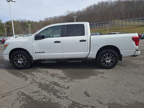 Used 2023 Nissan Titan SV w/ Accessory Utility Package image 8
