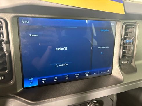 Used 2024 Ford Bronco Black Diamond AWD/4WD image 16