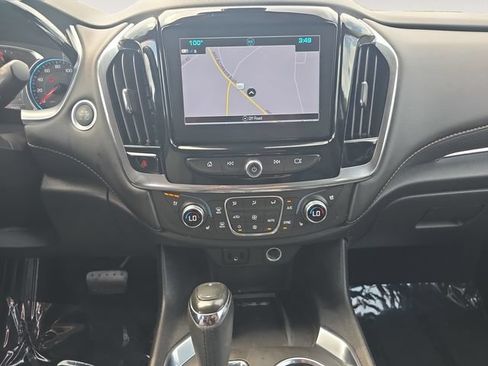 Used 2019 Chevrolet Traverse Premier FWD image 11