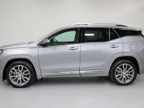 Used 2023 GMC Terrain Denali AWD/4WD image 17