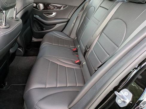 Used 2018 Mercedes-Benz C 300 Sedan image 17