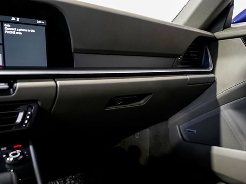 Used 2021 Porsche 911 Carrera S image 21