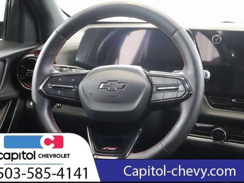 Used 2026 Chevrolet Equinox RS AWD/4WD image 16
