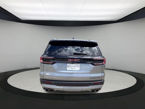 Used 2025 GMC Acadia Elevation FWD image 6