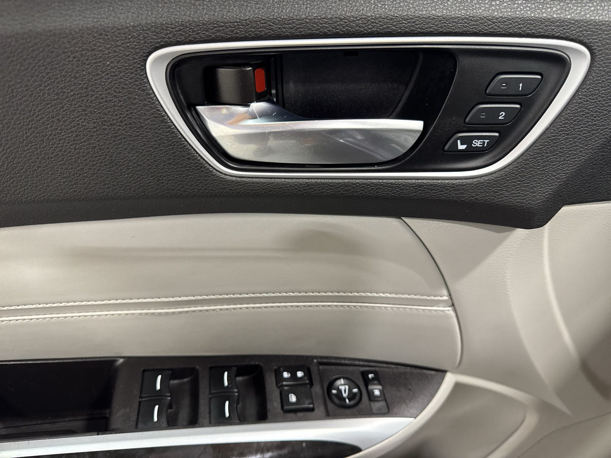 Used 2020 Acura TLX FWD image 34