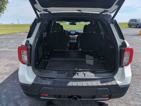 Used 2023 Ford Explorer Timberline w/ Timberline Technology Package AWD/4WD image 28