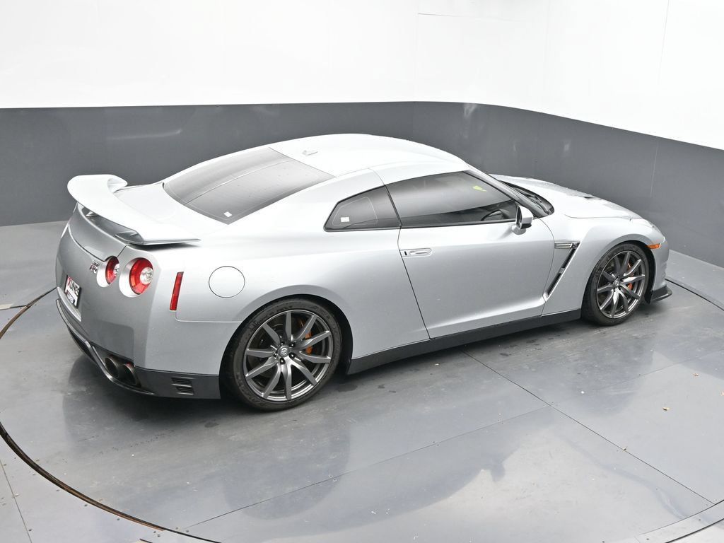Used 2012 Nissan GT-R Premium AWD/4WD image 36