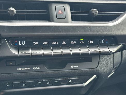 Used 2019 Lexus UX 200 F Sport w/ F Sport Premium Package image 26