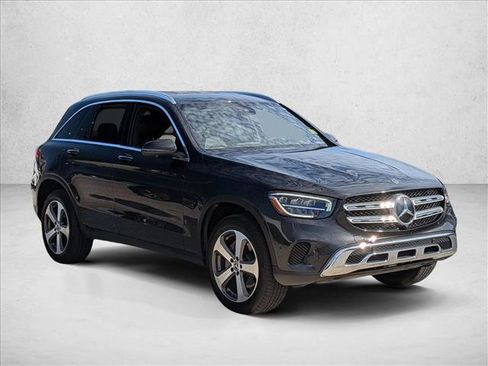 Used 2022 Mercedes-Benz GLC 300 GLC 300 image 3