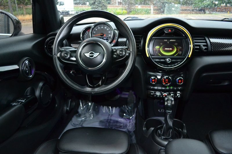 Used 2018 MINI Cooper S FWD image 21