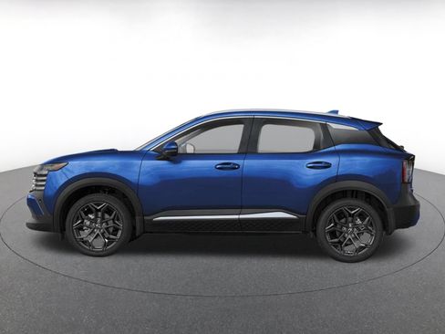 Used 2026 Nissan Kicks SR FWD image 3