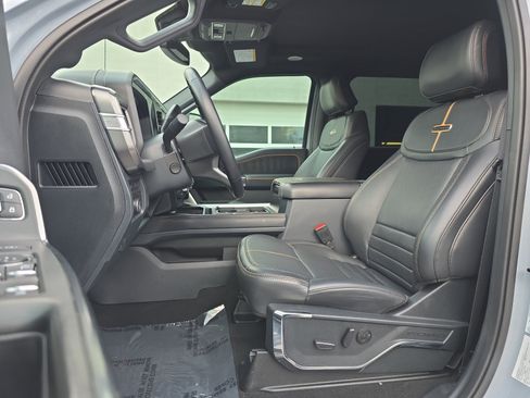 Used 2024 Ford F350 Platinum AWD/4WD image 11