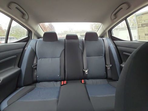 New 2025 Nissan Versa SV w/ Trunk Package FWD image 29