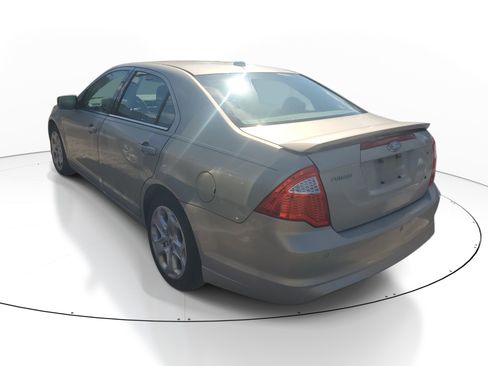 Used 2010 Ford Fusion SE FWD image 8