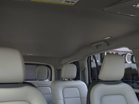 New 2026 Lincoln Aviator 2WD image 22