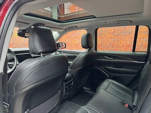 Used 2022 Jeep Grand Cherokee Limited 4xe image 24